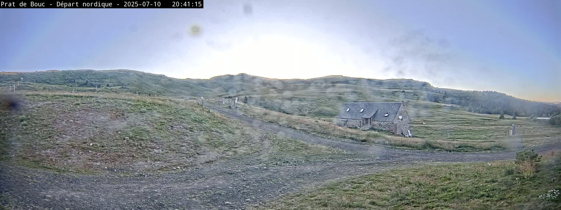 Albepierre-Bredons , Prat de Bouc Ski Slopes Live Cam - Saint-Flour, Cantal, Auvergne-Rhone-Alpes