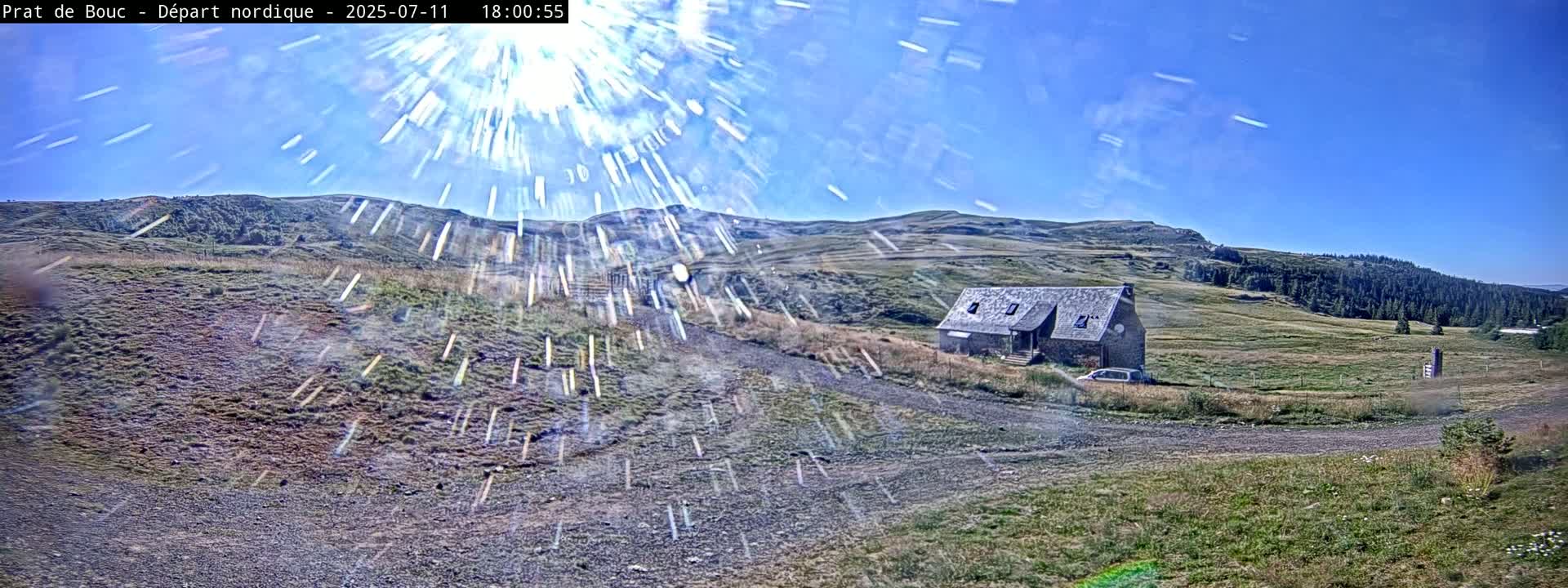 Albepierre-Bredons , Prat de Bouc Ski Slopes Live Cam - Saint-Flour, Cantal, Auvergne-Rhone-Alpes