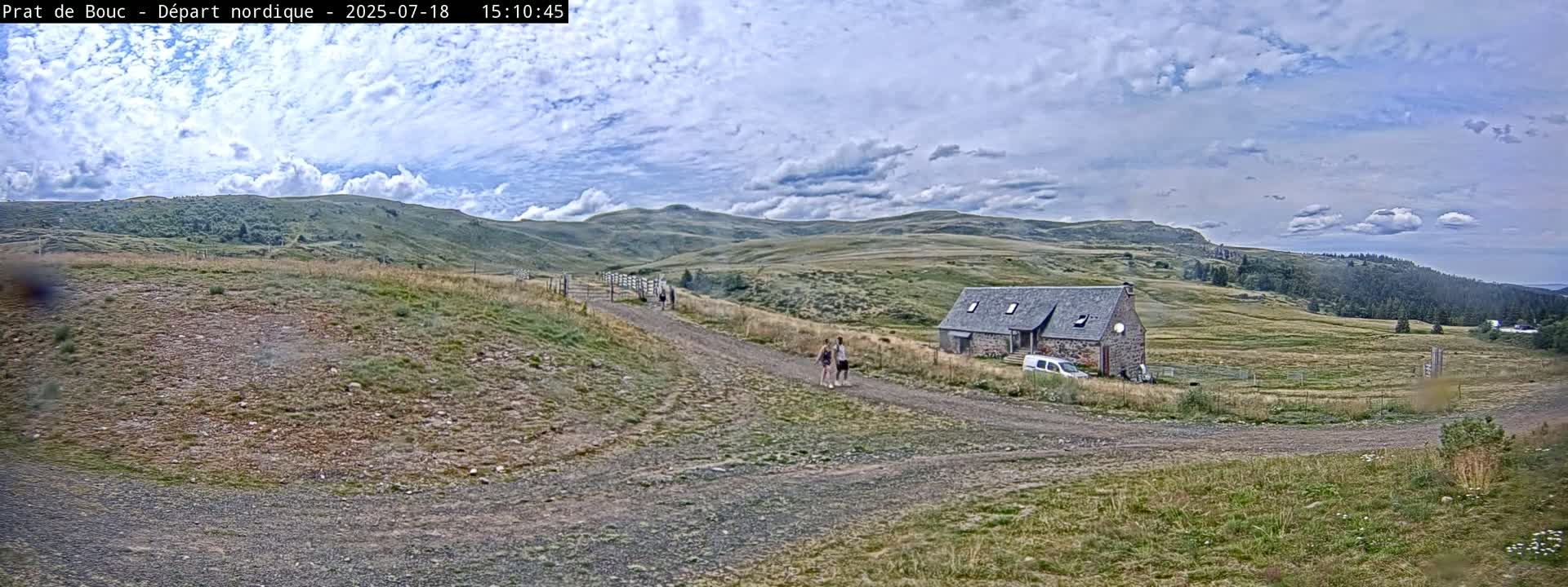 Albepierre-Bredons , Prat de Bouc Ski Slopes Live Cam - Saint-Flour, Cantal, Auvergne-Rhone-Alpes