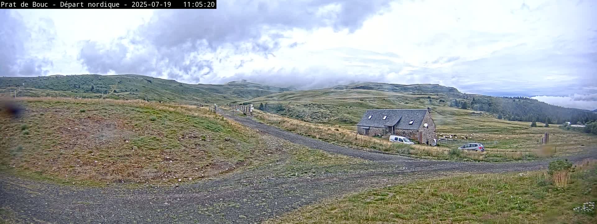 Albepierre-Bredons , Prat de Bouc Ski Slopes Live Cam - Saint-Flour, Cantal, Auvergne-Rhone-Alpes
