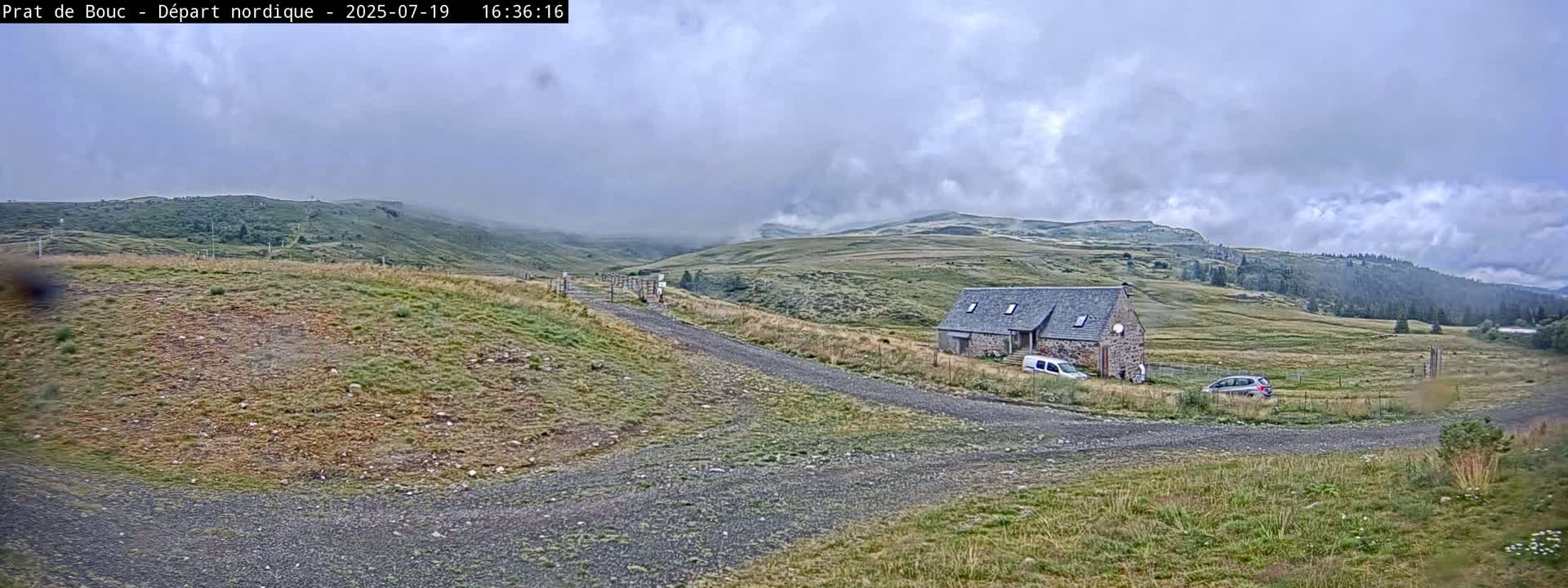 Albepierre-Bredons , Prat de Bouc Ski Slopes Live Cam - Saint-Flour, Cantal, Auvergne-Rhone-Alpes