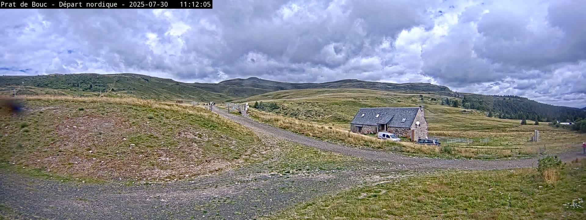 Albepierre-Bredons , Prat de Bouc Ski Slopes Live Cam - Saint-Flour, Cantal, Auvergne-Rhone-Alpes