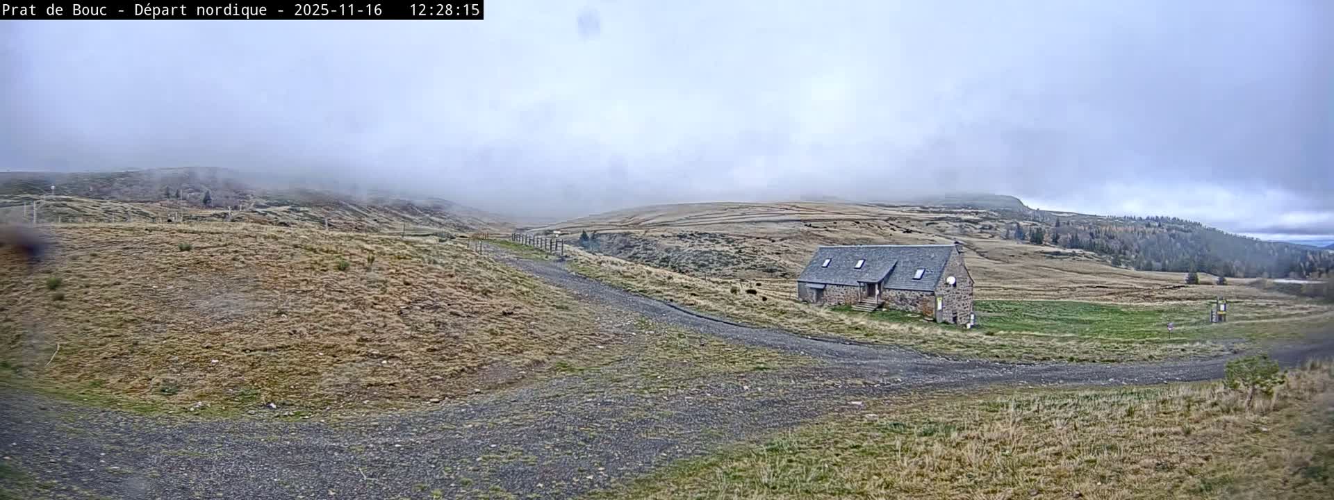 Albepierre-Bredons , Prat de Bouc Ski Slopes Live Cam - Saint-Flour, Cantal, Auvergne-Rhone-Alpes