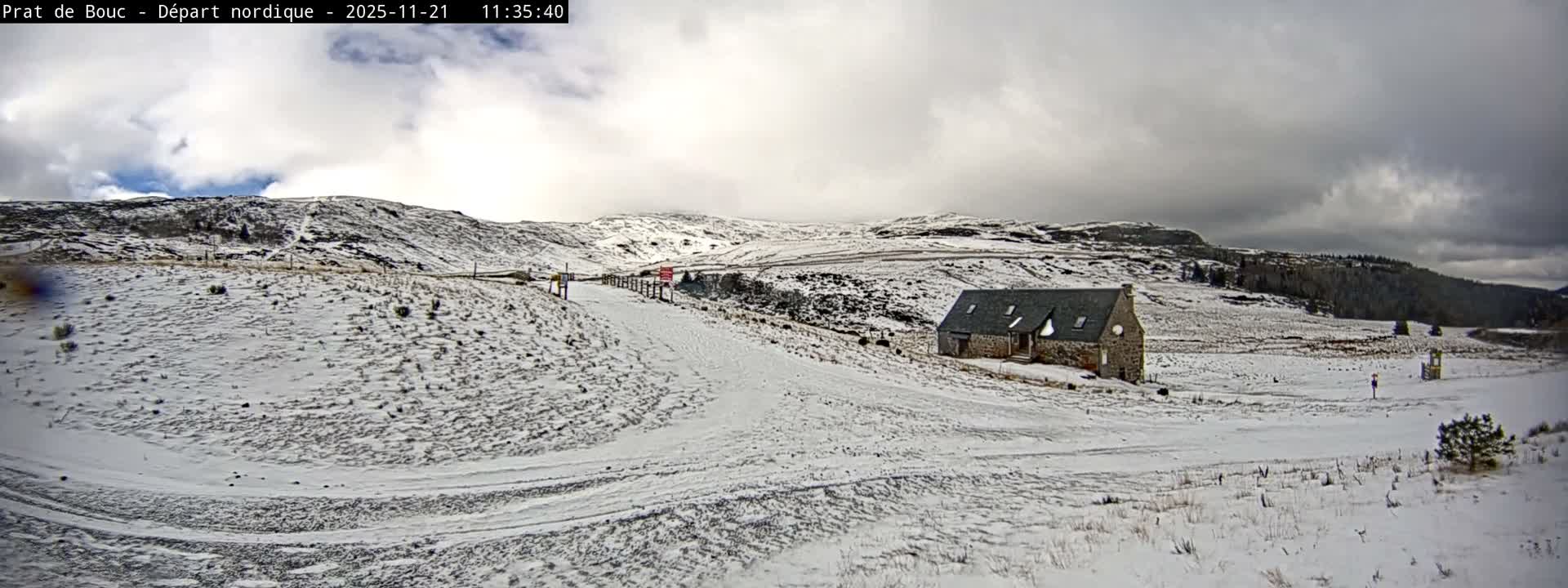Albepierre-Bredons , Prat de Bouc Ski Slopes Live Cam - Saint-Flour, Cantal, Auvergne-Rhone-Alpes