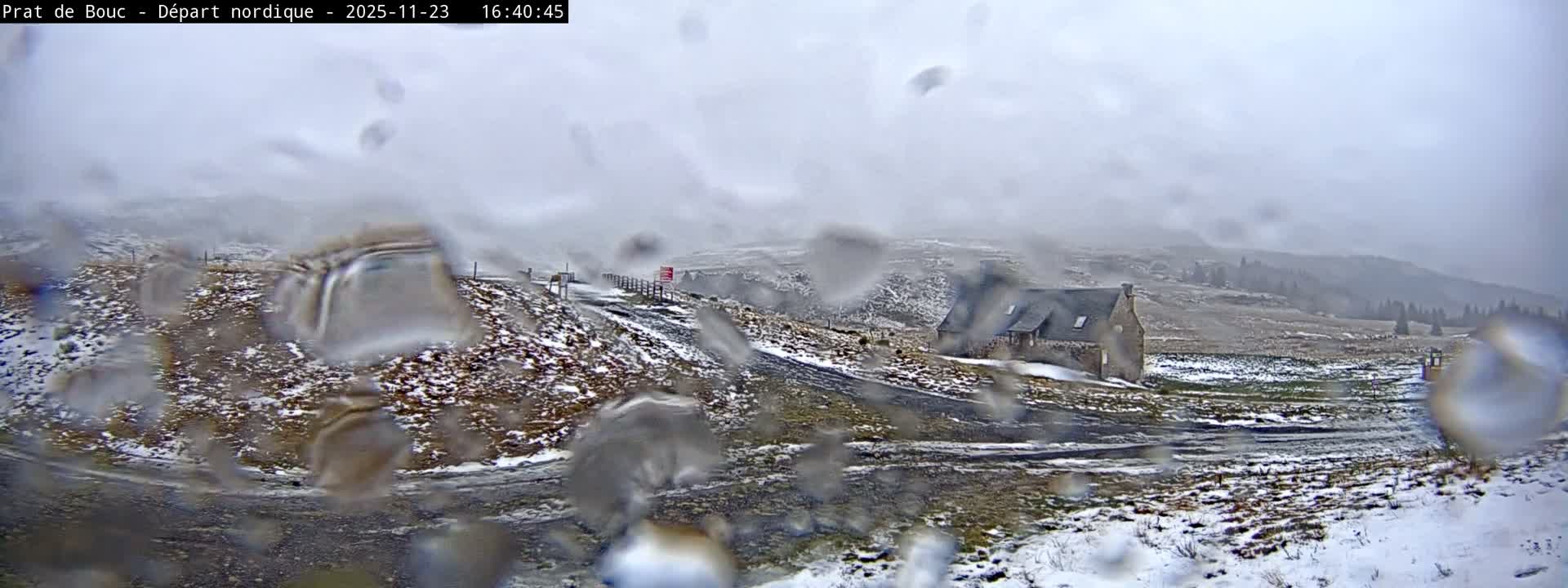 Albepierre-Bredons , Prat de Bouc Ski Slopes Live Cam - Saint-Flour, Cantal, Auvergne-Rhone-Alpes