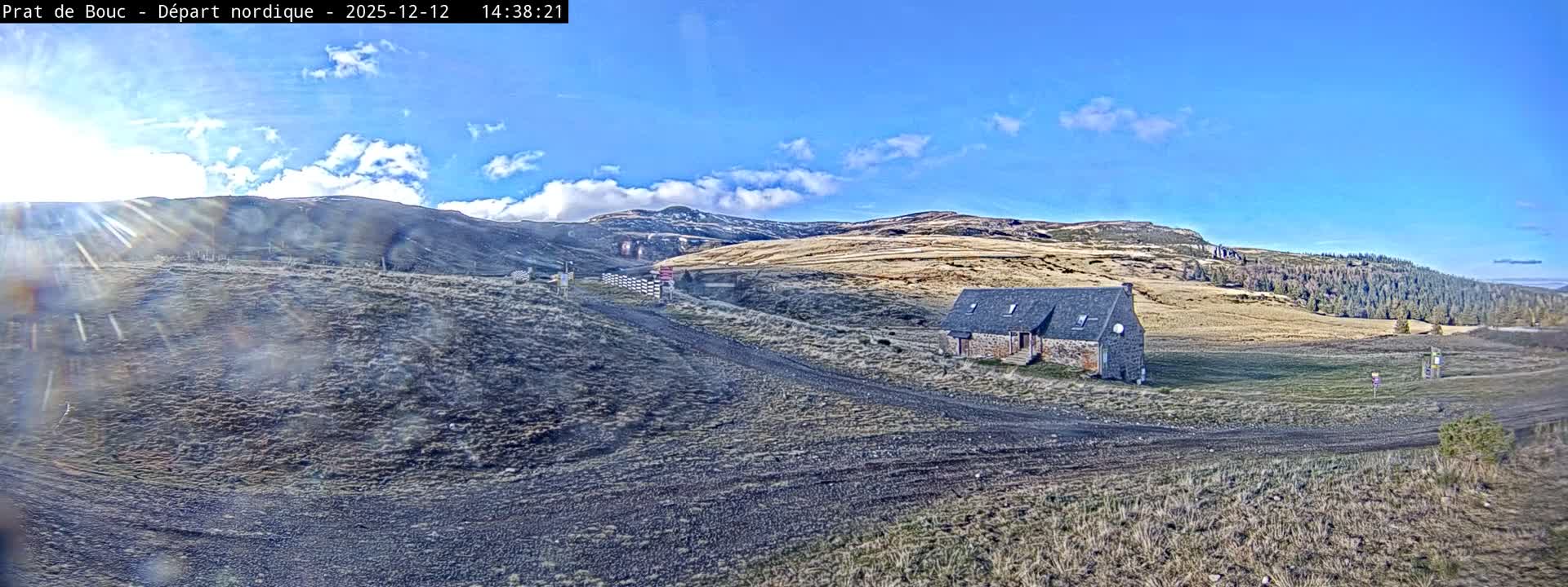 Albepierre-Bredons , Prat de Bouc Ski Slopes Live Cam - Saint-Flour, Cantal, Auvergne-Rhone-Alpes