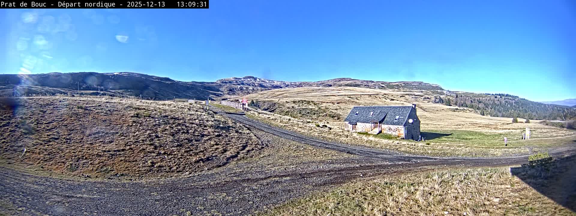 Albepierre-Bredons , Prat de Bouc Ski Slopes Live Cam - Saint-Flour, Cantal, Auvergne-Rhone-Alpes