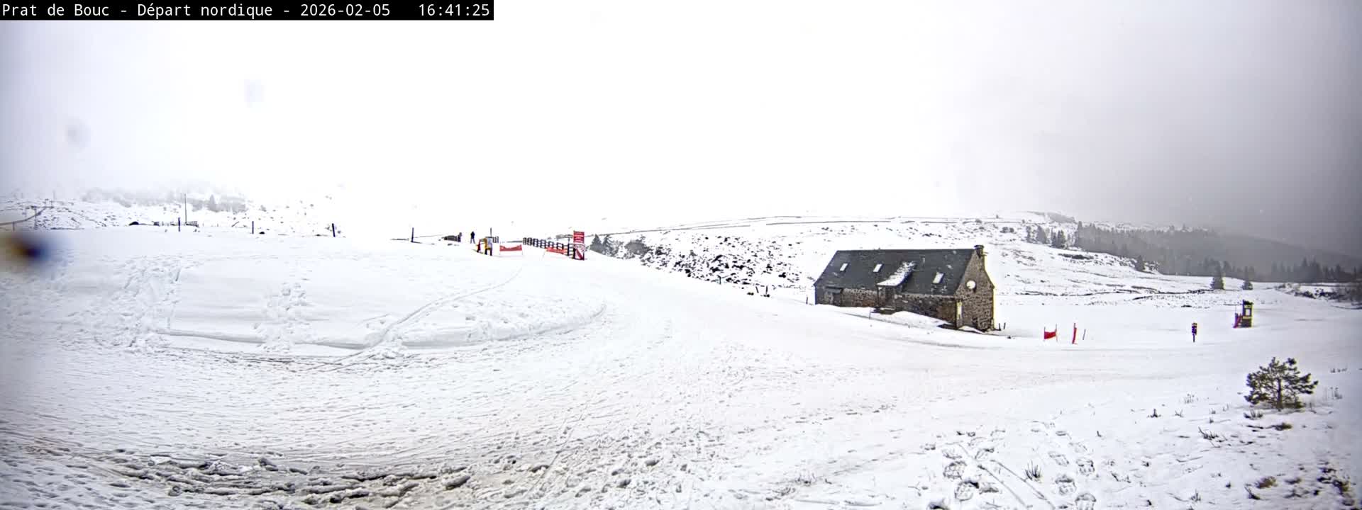 Albepierre-Bredons , Prat de Bouc Ski Slopes Live Cam - Saint-Flour, Cantal, Auvergne-Rhone-Alpes