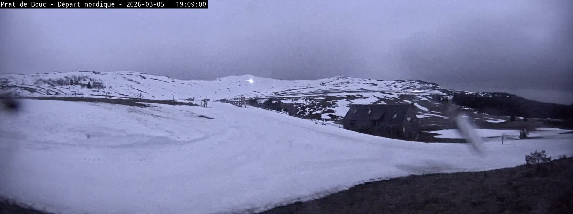 Albepierre-Bredons , Prat de Bouc Ski Slopes Live Cam - Saint-Flour, Cantal, Auvergne-Rhone-Alpes