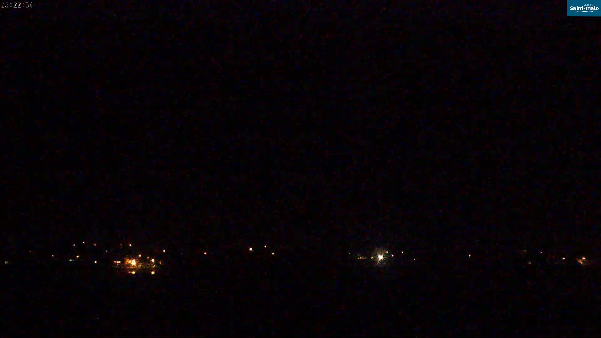 Saint-Malo City & Beach View Skyline Live Cam - Saint-Malo, Ille-et-Vilaine, Bretagne, France