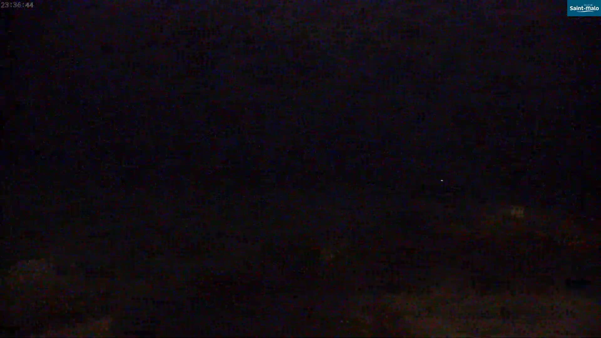 Saint-Malo City & Beach View Skyline Live Cam - Saint-Malo, Ille-et-Vilaine, Bretagne, France