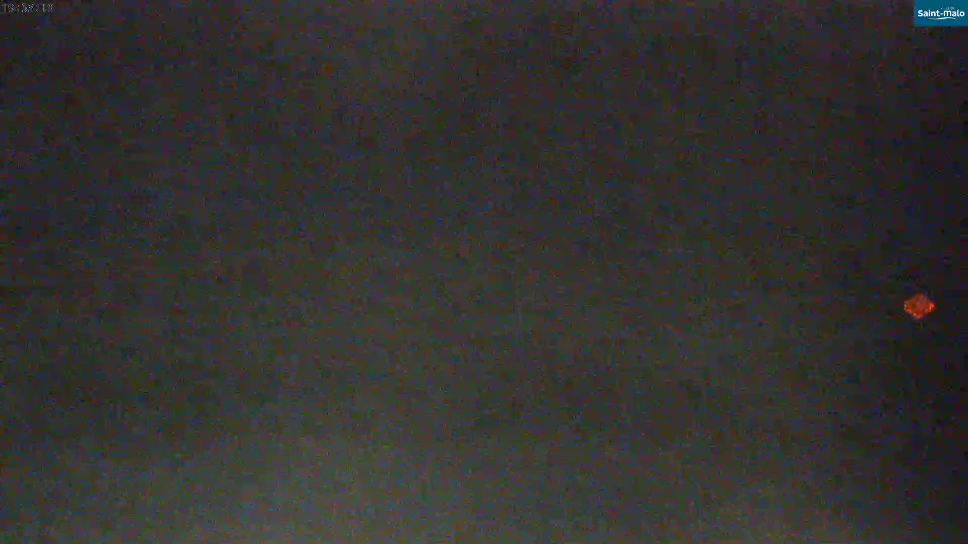 Saint-Malo City & Beach View Skyline Live Cam - Saint-Malo, Ille-et-Vilaine, Bretagne, France