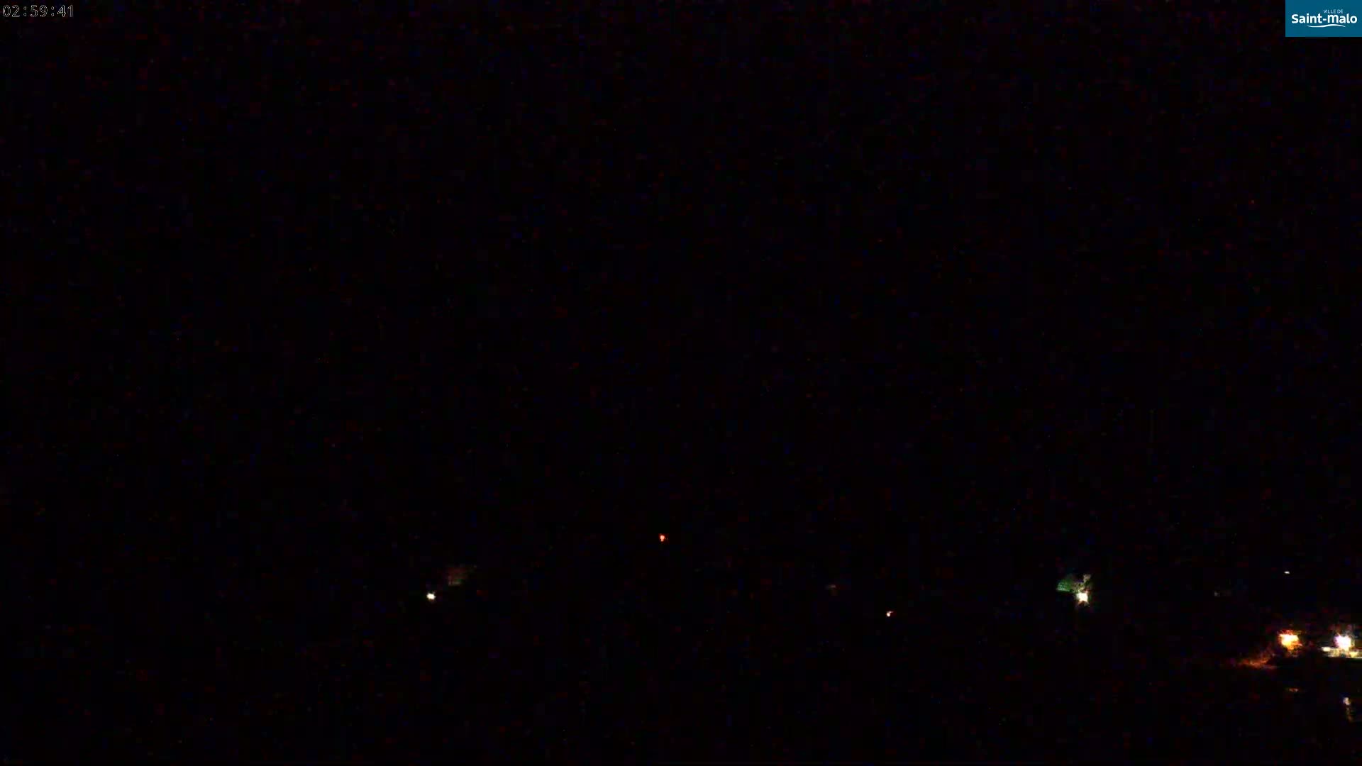 Saint-Malo City & Beach View Skyline Live Cam - Saint-Malo, Ille-et-Vilaine, Bretagne, France
