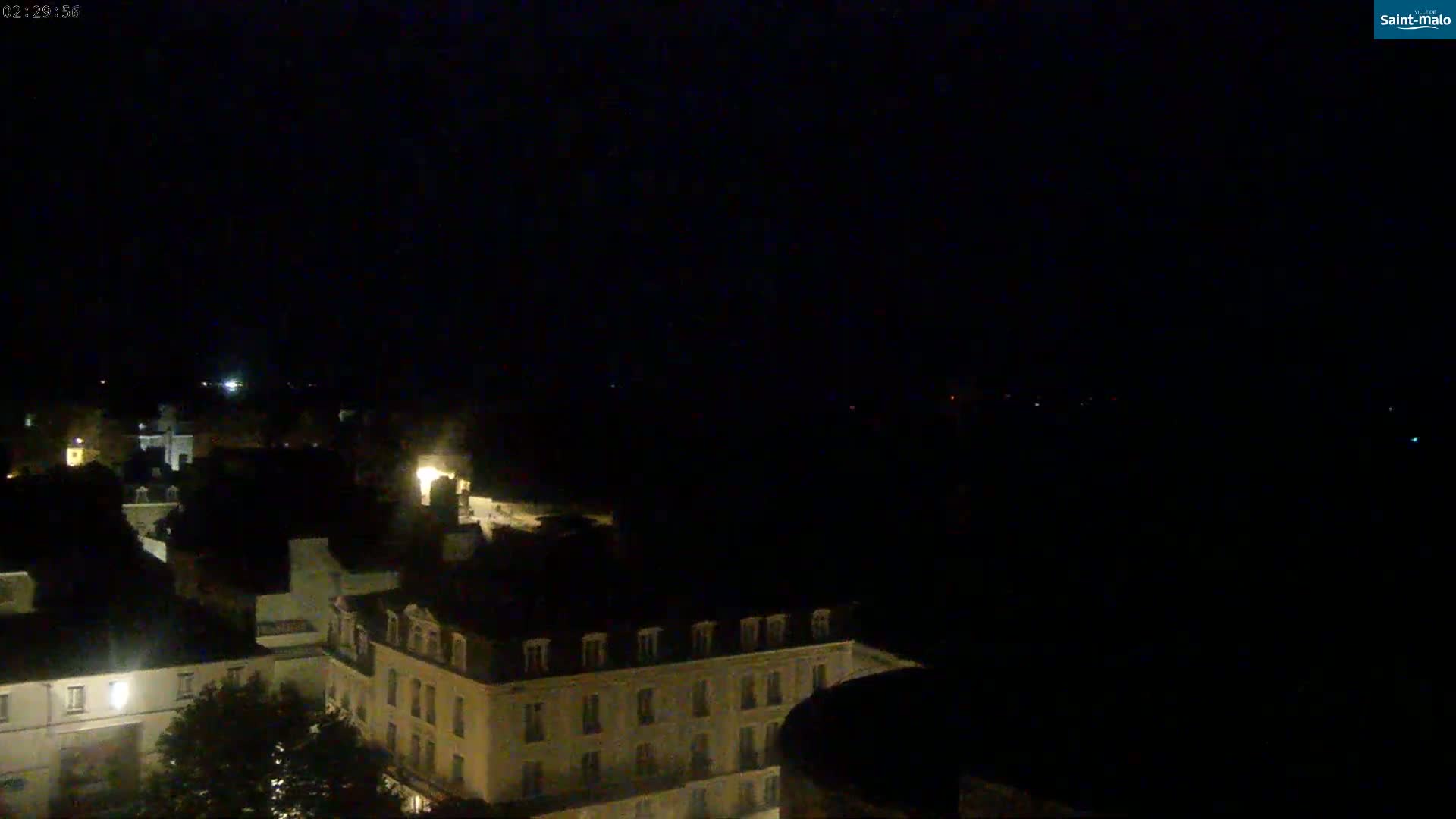 Saint-Malo City & Beach View Skyline Live Cam - Saint-Malo, Ille-et-Vilaine, Bretagne, France