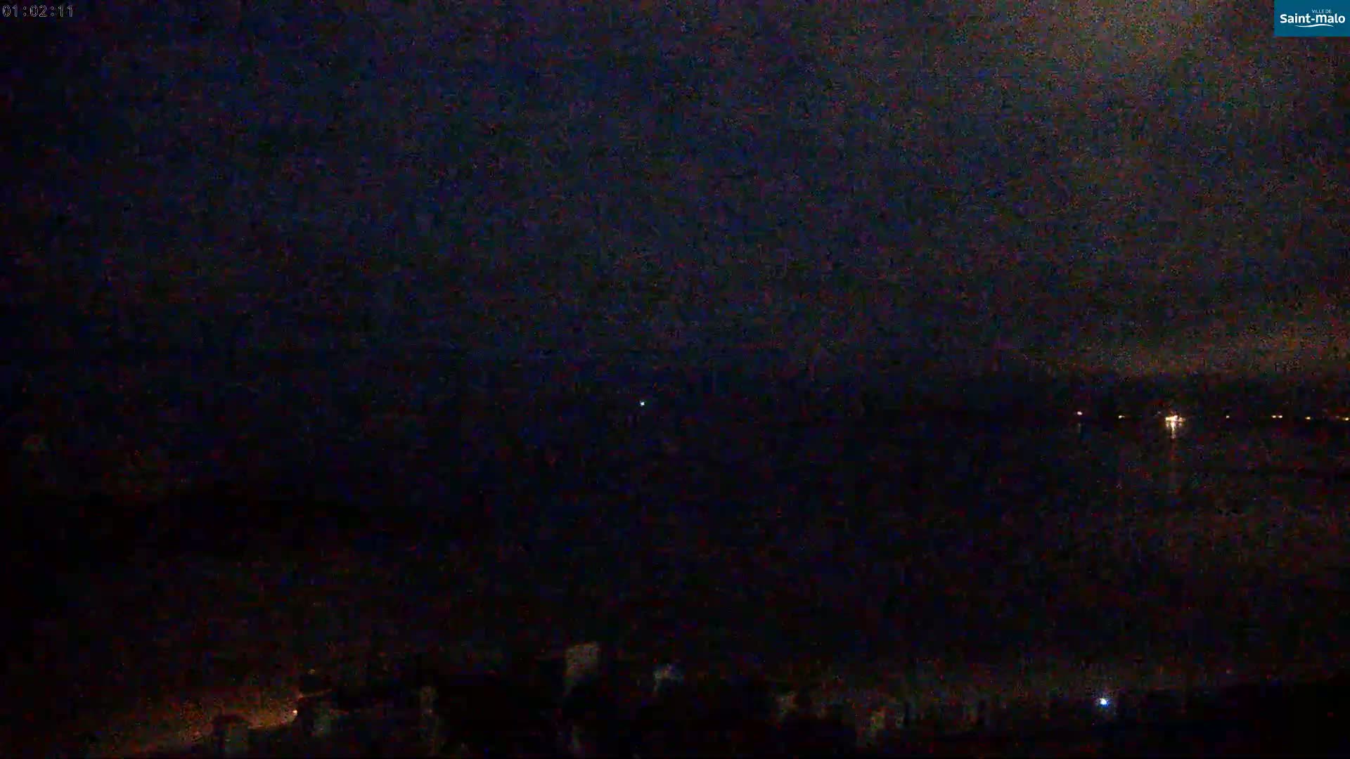 Saint-Malo City & Beach View Skyline Live Cam - Saint-Malo, Ille-et-Vilaine, Bretagne, France