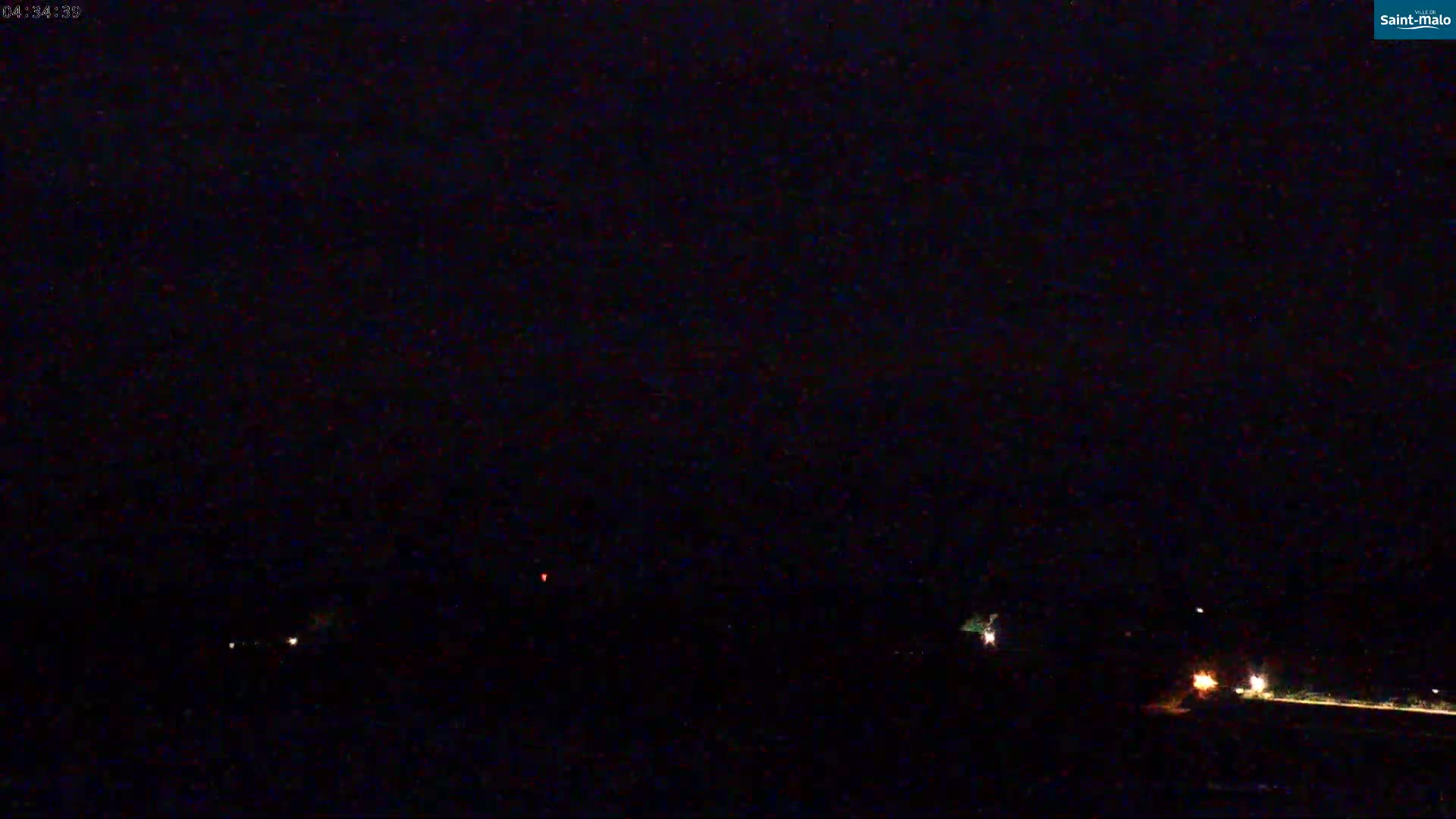 Saint-Malo City & Beach View Skyline Live Cam - Saint-Malo, Ille-et-Vilaine, Bretagne, France