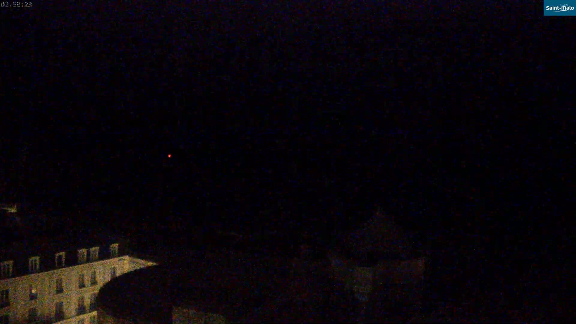 Saint-Malo City & Beach View Skyline Live Cam - Saint-Malo, Ille-et-Vilaine, Bretagne, France