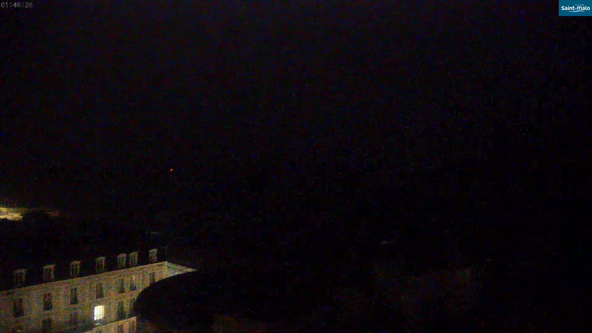 Saint-Malo City & Beach View Skyline Live Cam - Saint-Malo, Ille-et-Vilaine, Bretagne, France