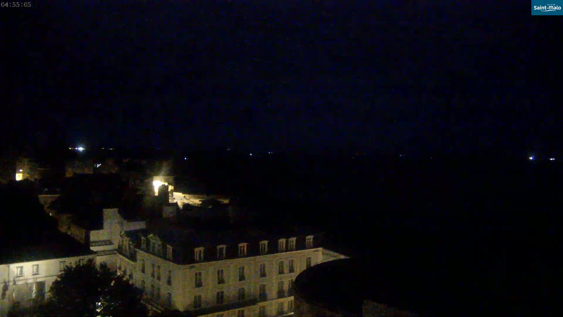 Saint-Malo City & Beach View Skyline Live Cam - Saint-Malo, Ille-et-Vilaine, Bretagne, France