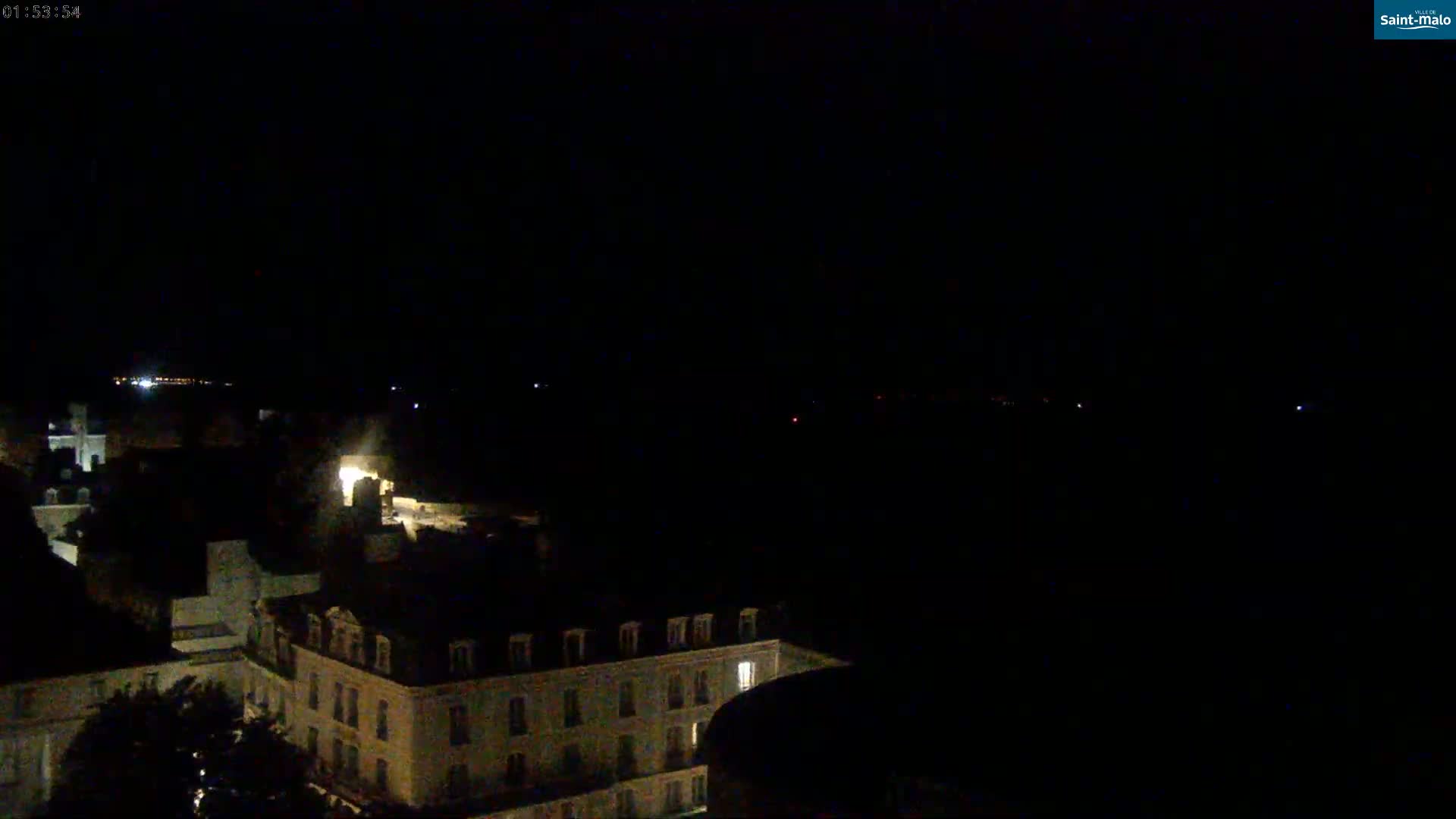 Saint-Malo City & Beach View Skyline Live Cam - Saint-Malo, Ille-et-Vilaine, Bretagne, France