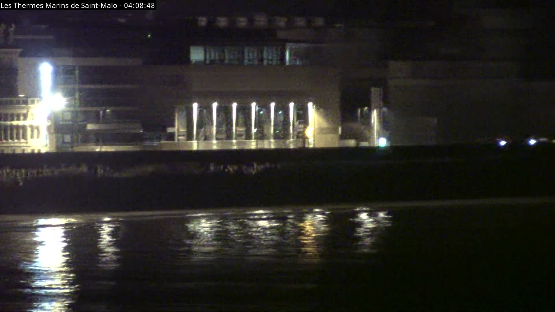 Saint-Malo City & Beach View Skyline Live Cam - Saint-Malo, Ille-et-Vilaine, Bretagne, France