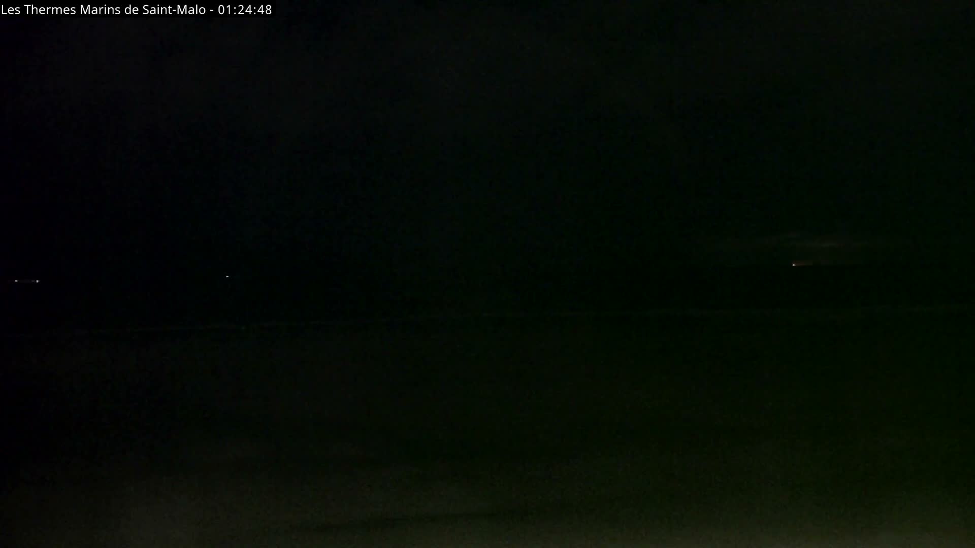 Saint-Malo City & Beach View Skyline Live Cam - Saint-Malo, Ille-et-Vilaine, Bretagne, France