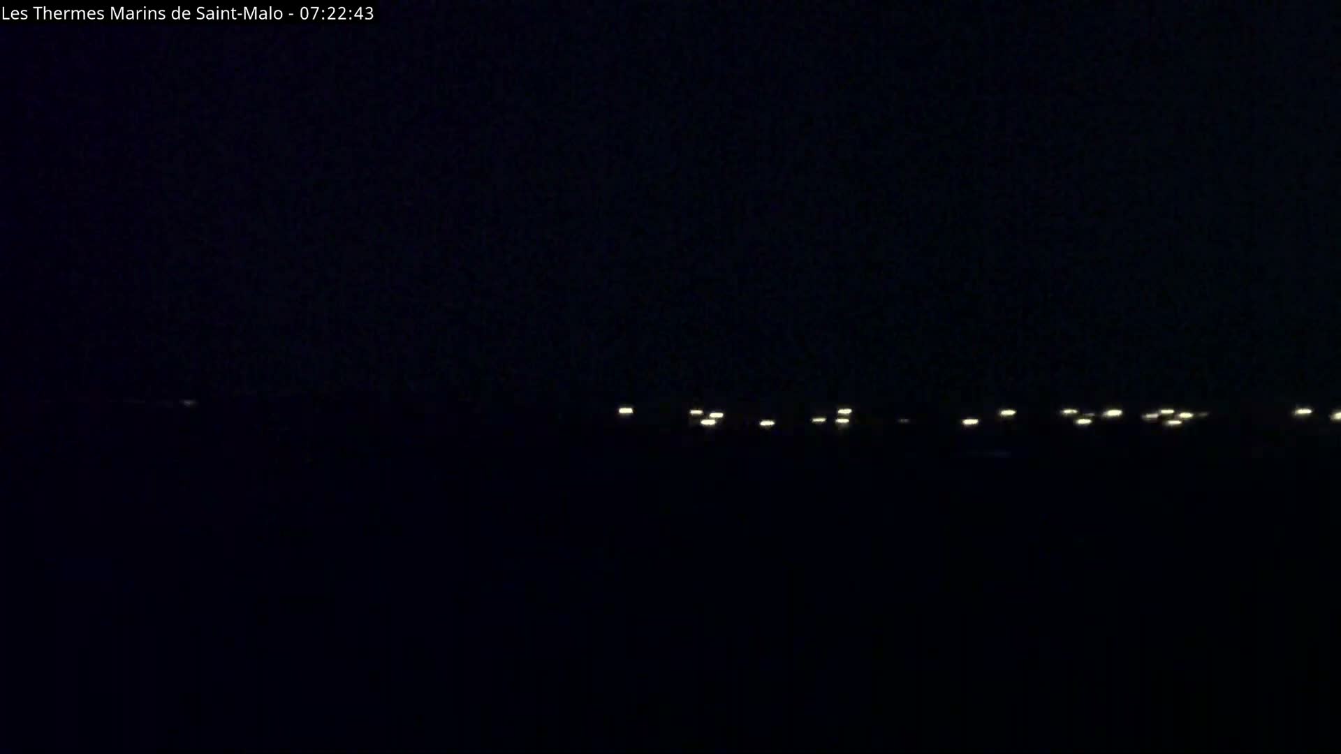 Saint-Malo City & Beach View Skyline Live Cam - Saint-Malo, Ille-et-Vilaine, Bretagne, France