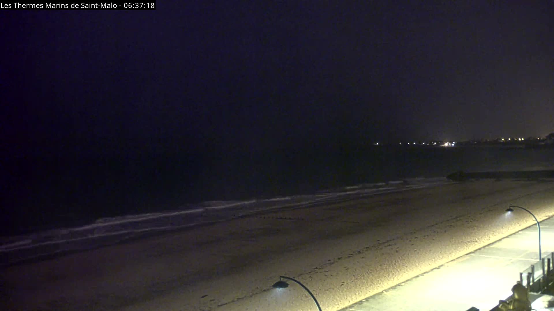 Saint-Malo City & Beach View Skyline Live Cam - Saint-Malo, Ille-et-Vilaine, Bretagne, France