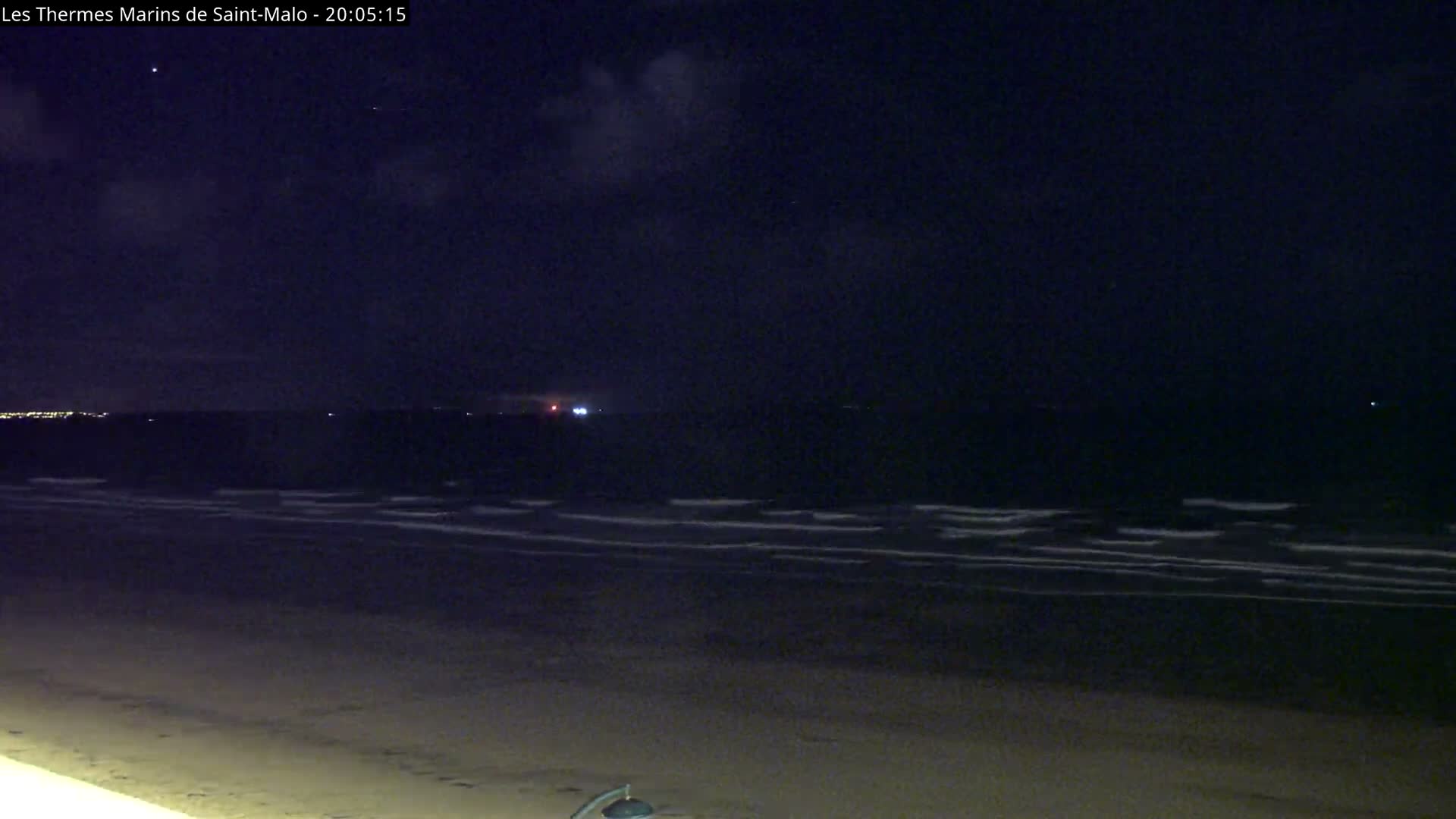 Saint-Malo City & Beach View Skyline Live Cam - Saint-Malo, Ille-et-Vilaine, Bretagne, France