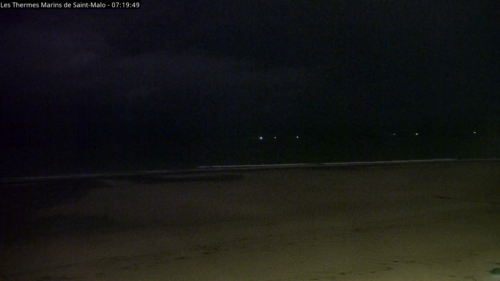 Saint-Malo City & Beach View Skyline Live Cam - Saint-Malo, Ille-et-Vilaine, Bretagne, France