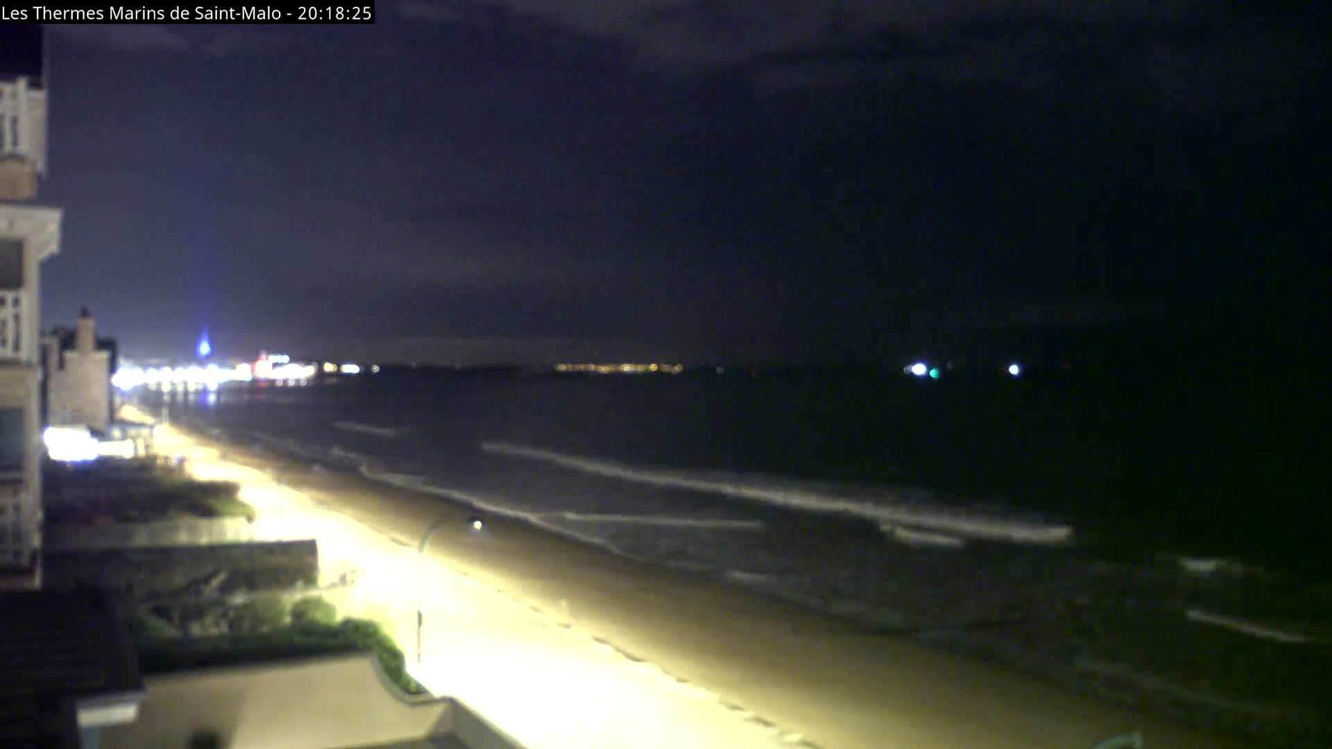 Saint-Malo City & Beach View Skyline Live Cam - Saint-Malo, Ille-et-Vilaine, Bretagne, France