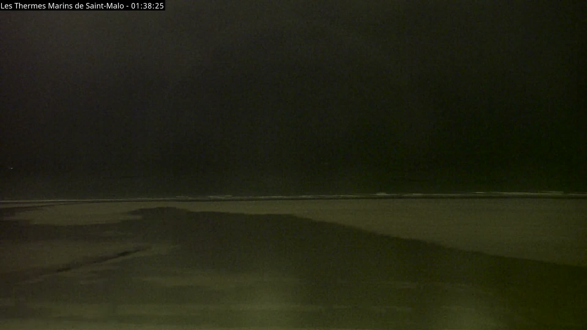 Saint-Malo City & Beach View Skyline Live Cam - Saint-Malo, Ille-et-Vilaine, Bretagne, France