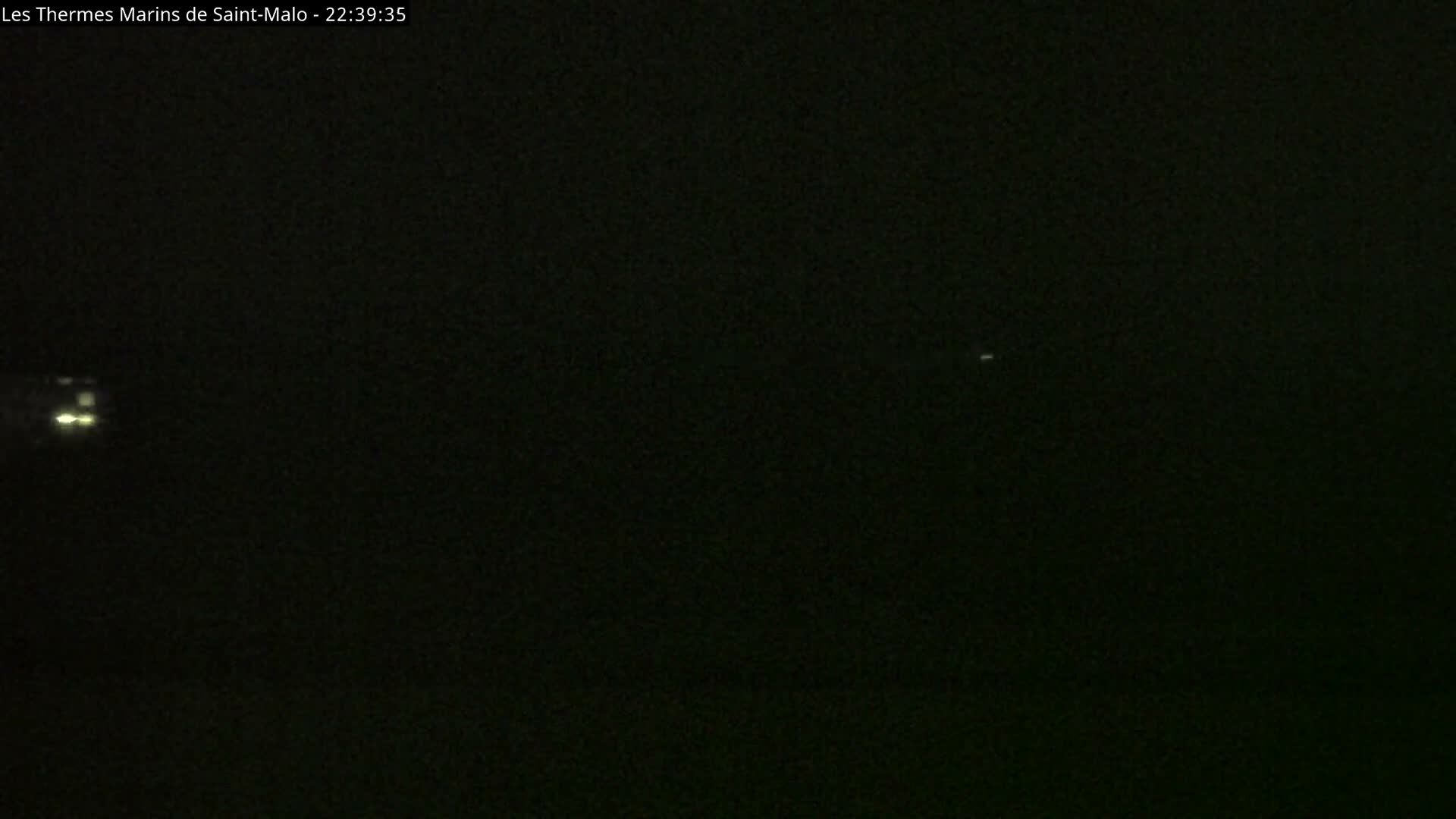 Saint-Malo City & Beach View Skyline Live Cam - Saint-Malo, Ille-et-Vilaine, Bretagne, France