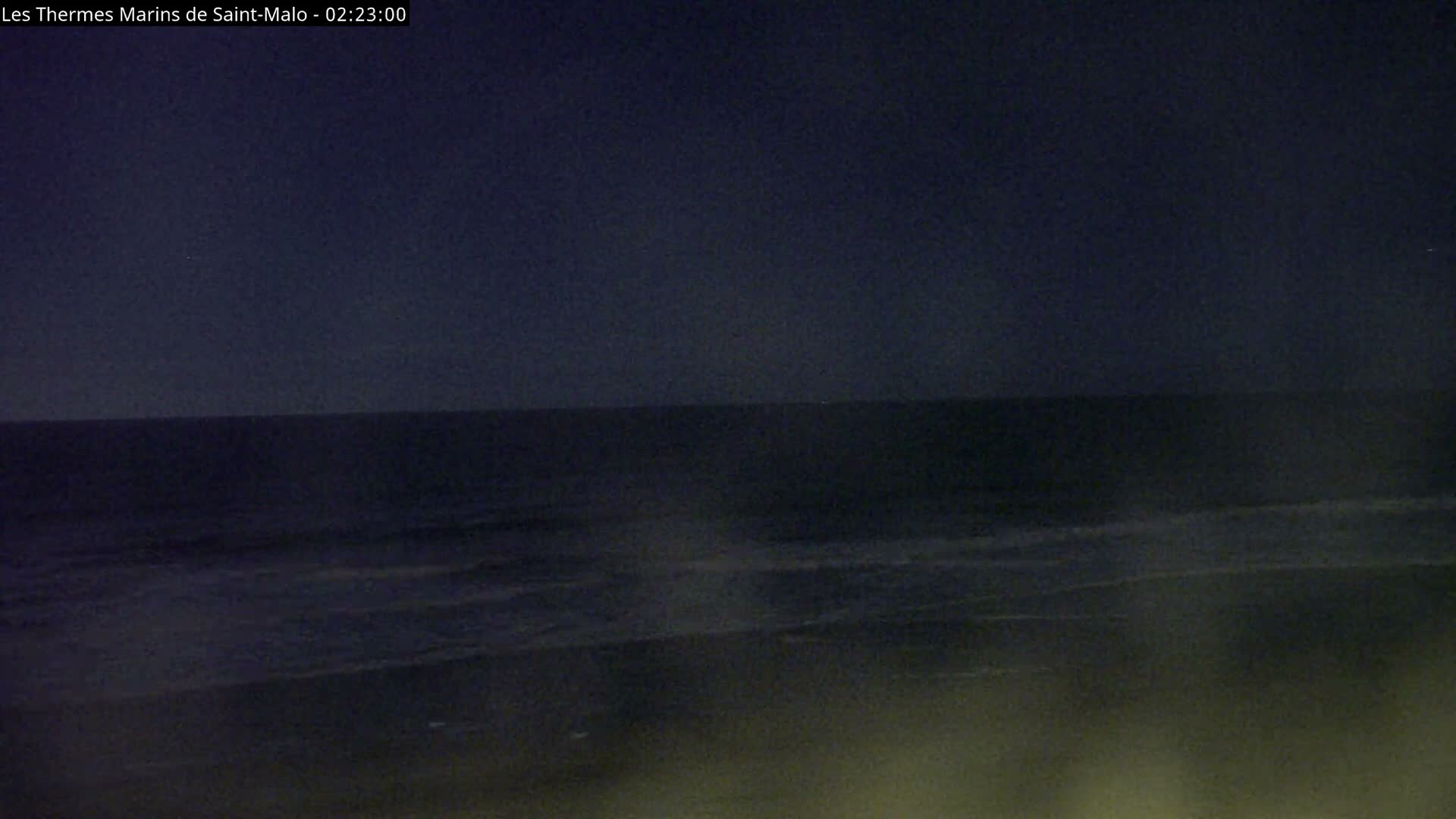 Saint-Malo City & Beach View Skyline Live Cam - Saint-Malo, Ille-et-Vilaine, Bretagne, France