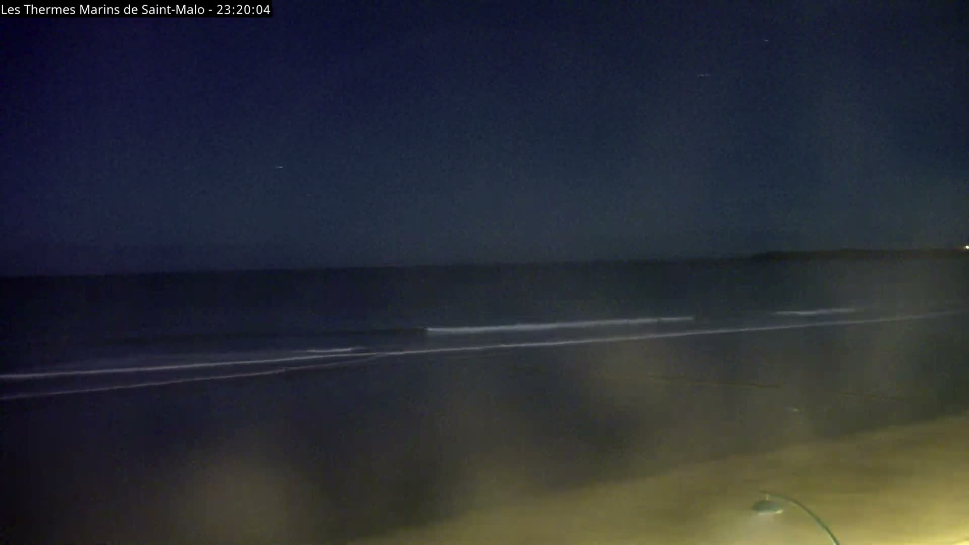 Saint-Malo City & Beach View Skyline Live Cam - Saint-Malo, Ille-et-Vilaine, Bretagne, France