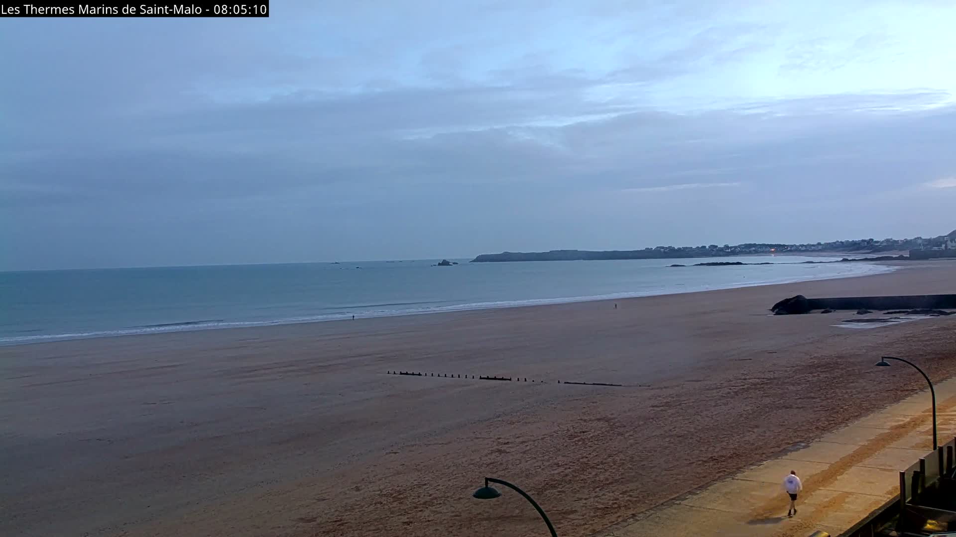 Saint-Malo City & Beach View Skyline Live Cam - Saint-Malo, Ille-et-Vilaine, Bretagne, France
