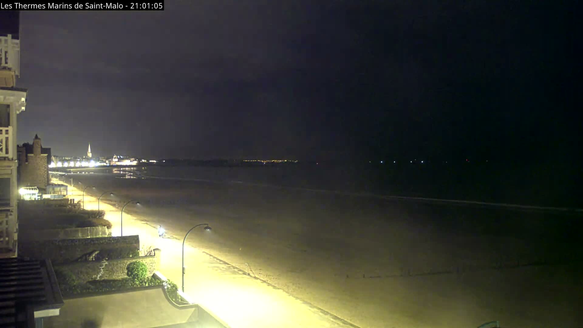 Saint-Malo City & Beach View Skyline Live Cam - Saint-Malo, Ille-et-Vilaine, Bretagne, France