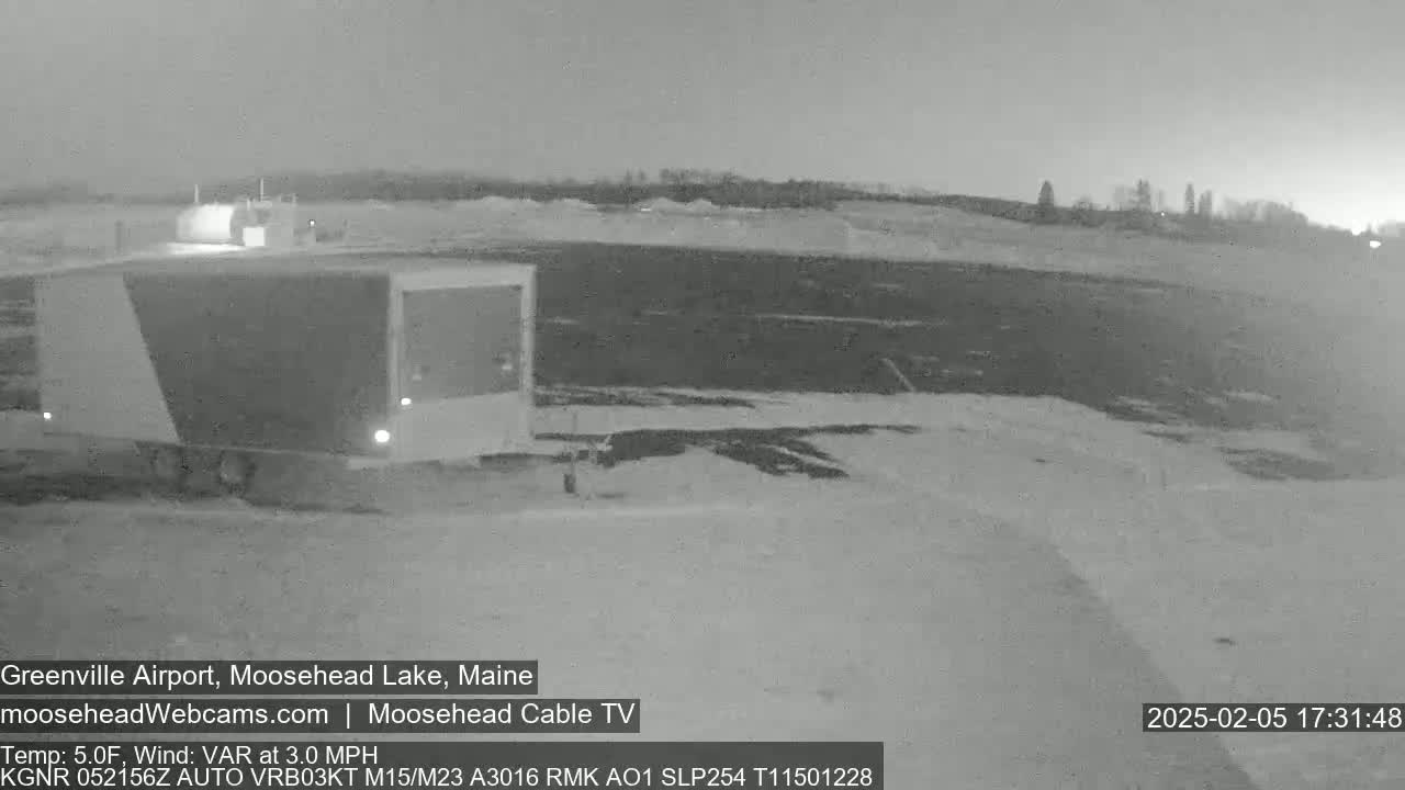 Greenville Municipility Airport, Live Cam, Maine at Moosehead Lake 