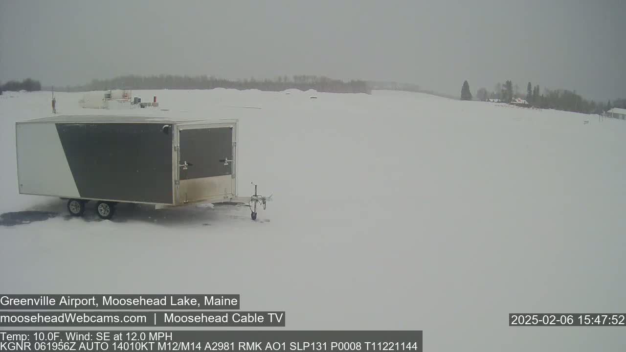 Greenville Municipility Airport, Live Cam, Maine at Moosehead Lake 