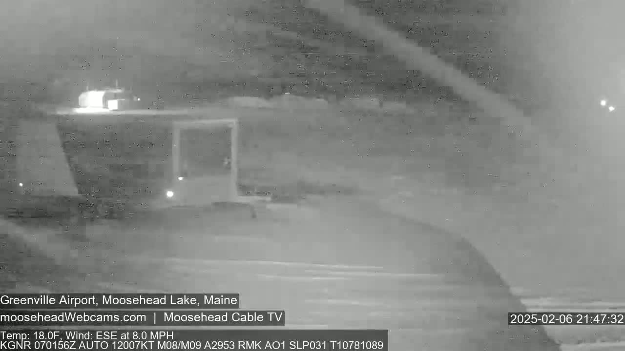 Greenville Municipility Airport, Live Cam, Maine at Moosehead Lake 