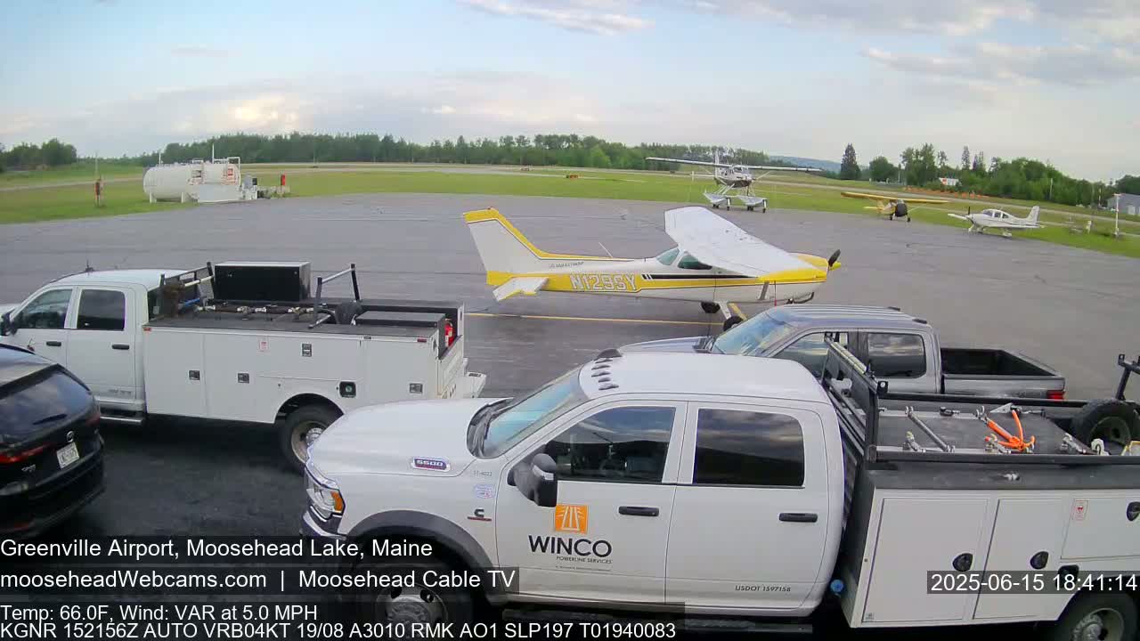Greenville Municipal  Airport  Live Cam 3B1 - Greenville, Piscataquis, Maine, USA
