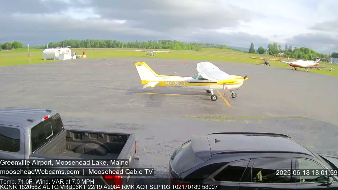 Greenville Municipal  Airport  Live Cam 3B1 - Greenville, Piscataquis, Maine, USA