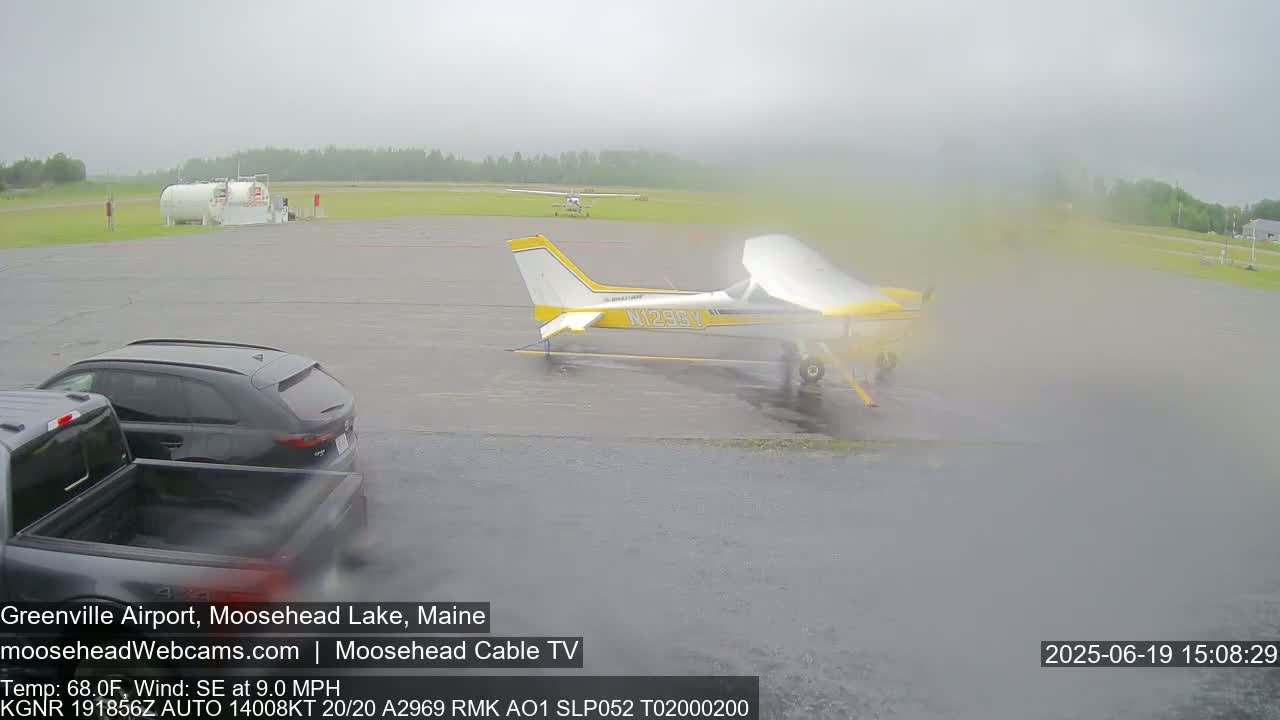 Greenville Municipal  Airport  Live Cam 3B1 - Greenville, Piscataquis, Maine, USA