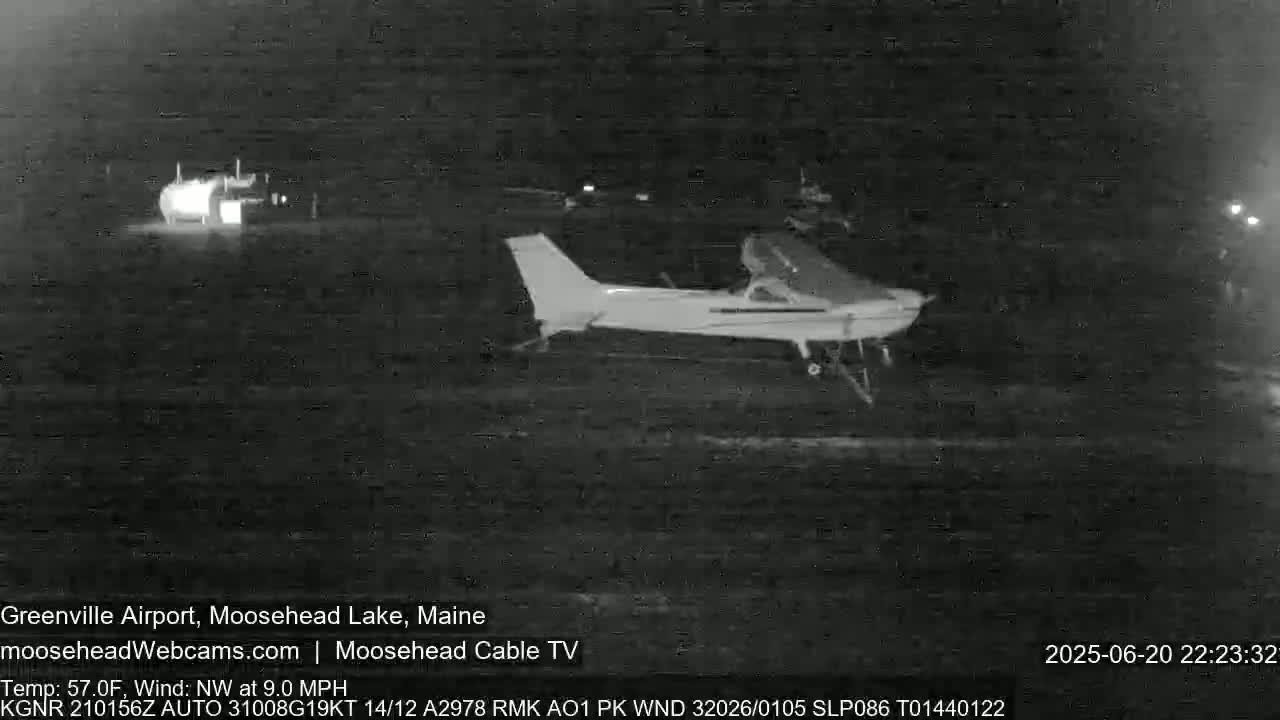 Greenville Municipal  Airport  Live Cam 3B1 - Greenville, Piscataquis, Maine, USA