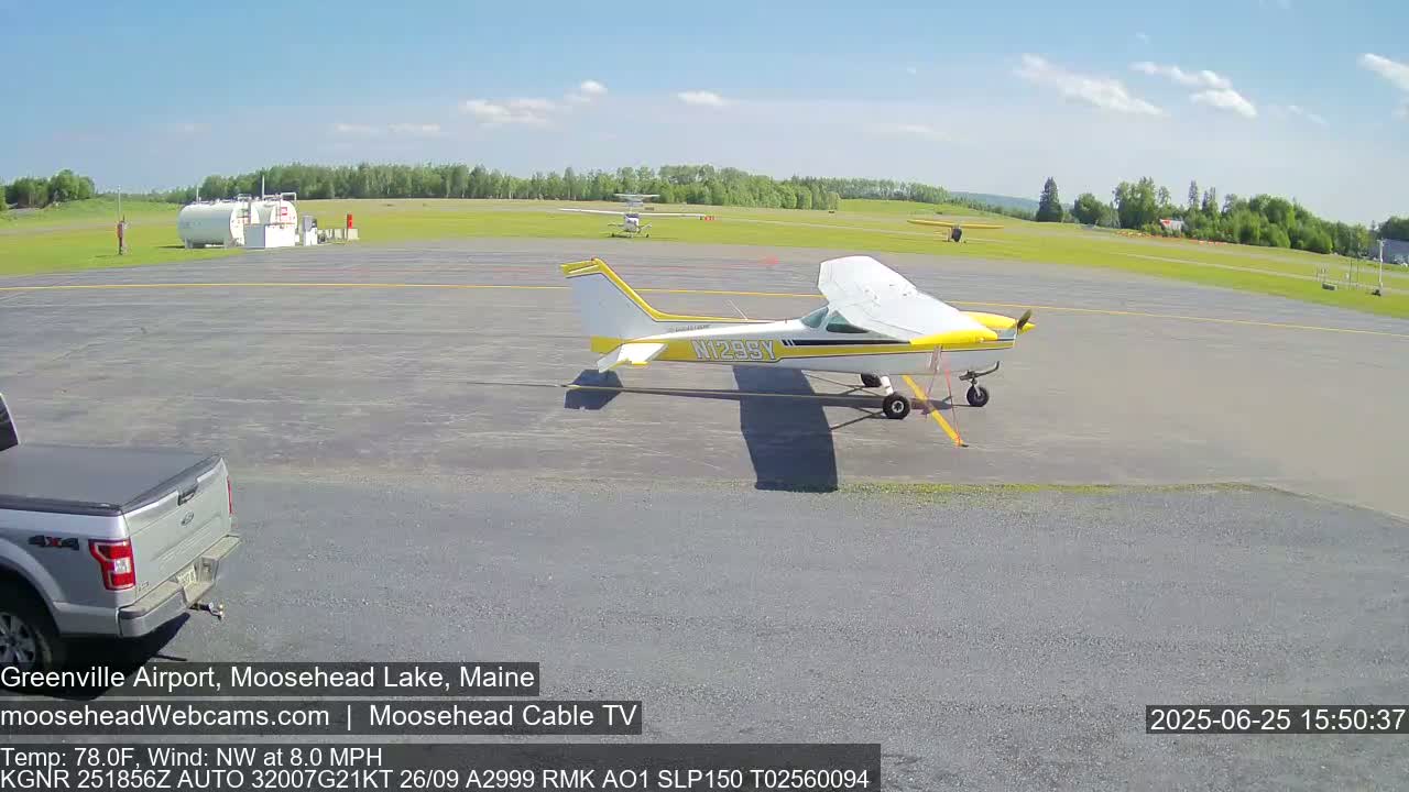 Greenville Municipal  Airport  Live Cam 3B1 - Greenville, Piscataquis, Maine, USA
