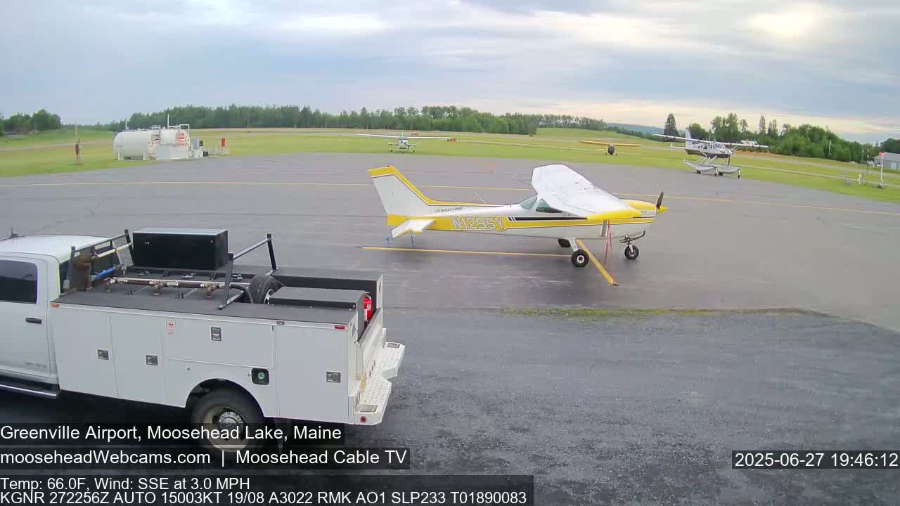 Greenville Municipal  Airport  Live Cam 3B1 - Greenville, Piscataquis, Maine, USA