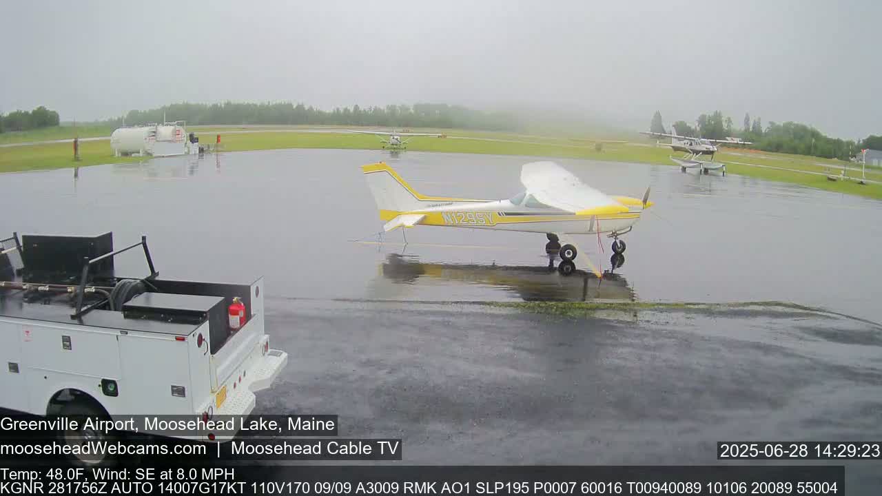Greenville Municipal  Airport  Live Cam 3B1 - Greenville, Piscataquis, Maine, USA