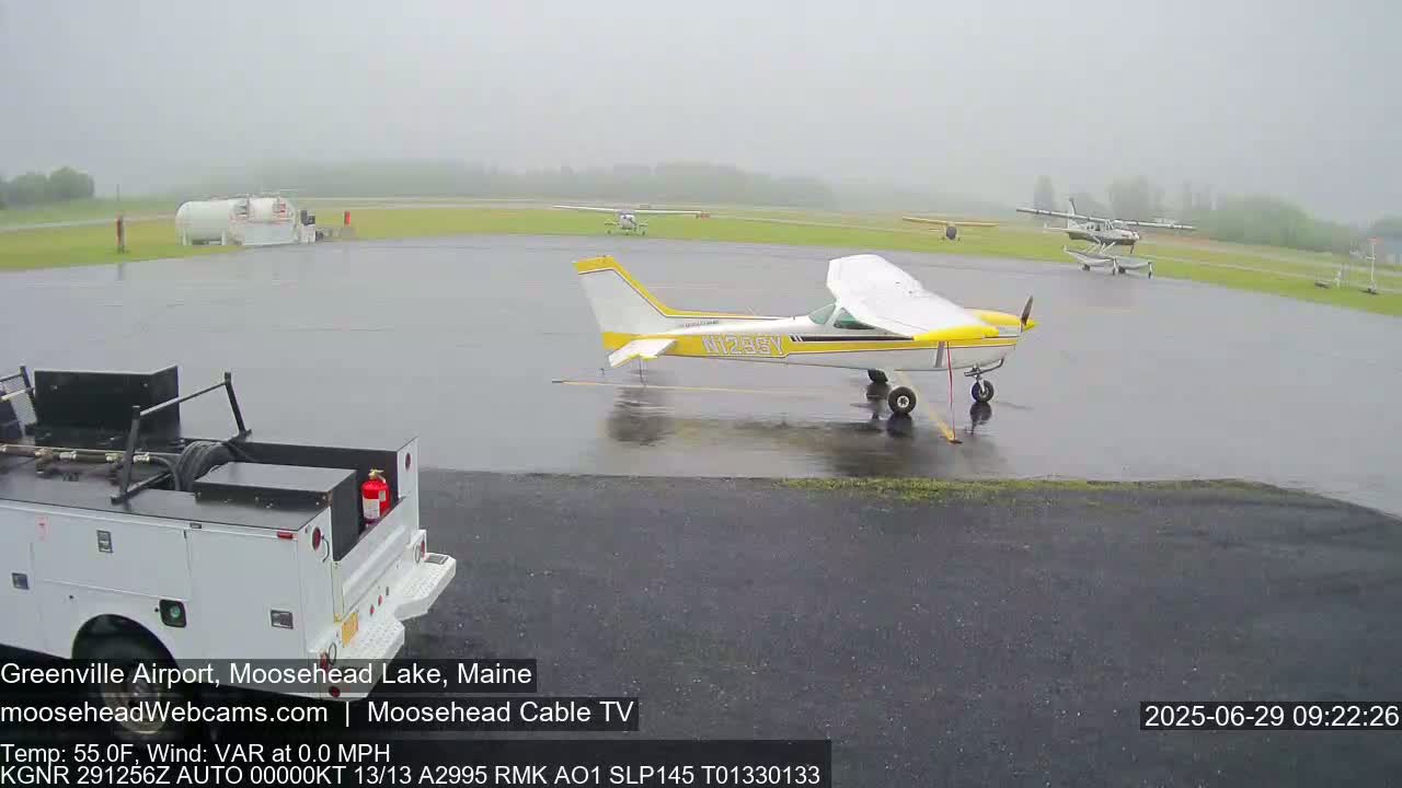 Greenville Municipal  Airport  Live Cam 3B1 - Greenville, Piscataquis, Maine, USA