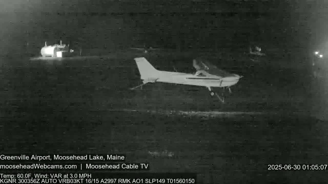 Greenville Municipal  Airport  Live Cam 3B1 - Greenville, Piscataquis, Maine, USA