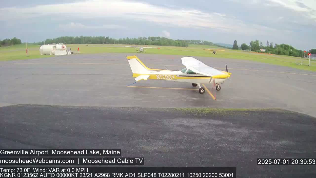 Greenville Municipal  Airport  Live Cam 3B1 - Greenville, Piscataquis, Maine, USA
